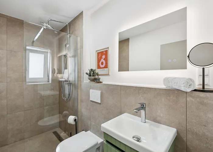 At Weinmeister - Talpark - 2-zimmer Am Kurpark & Reha-zentrum *